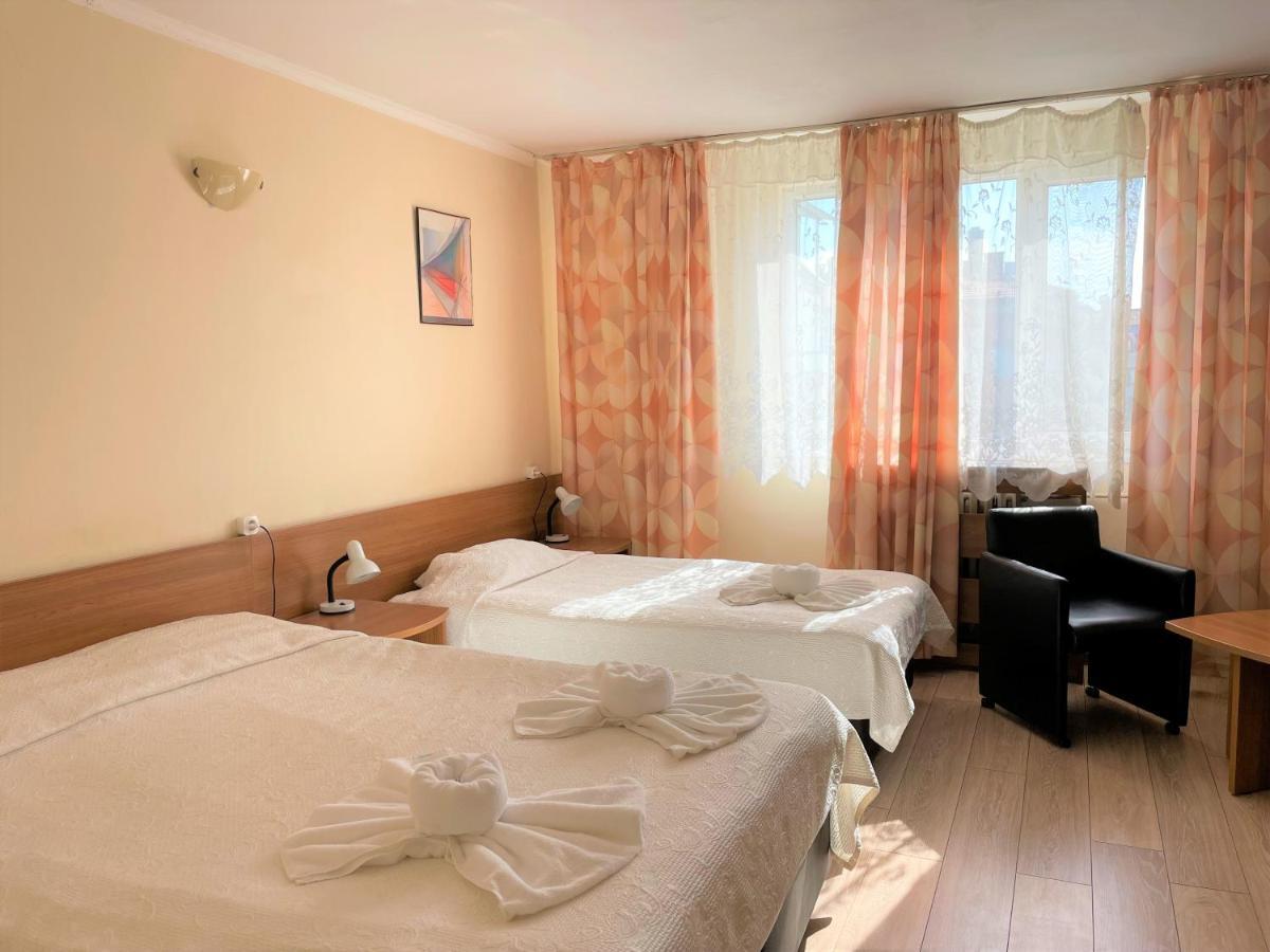 Family Hotel Central 부르가스 외부 사진