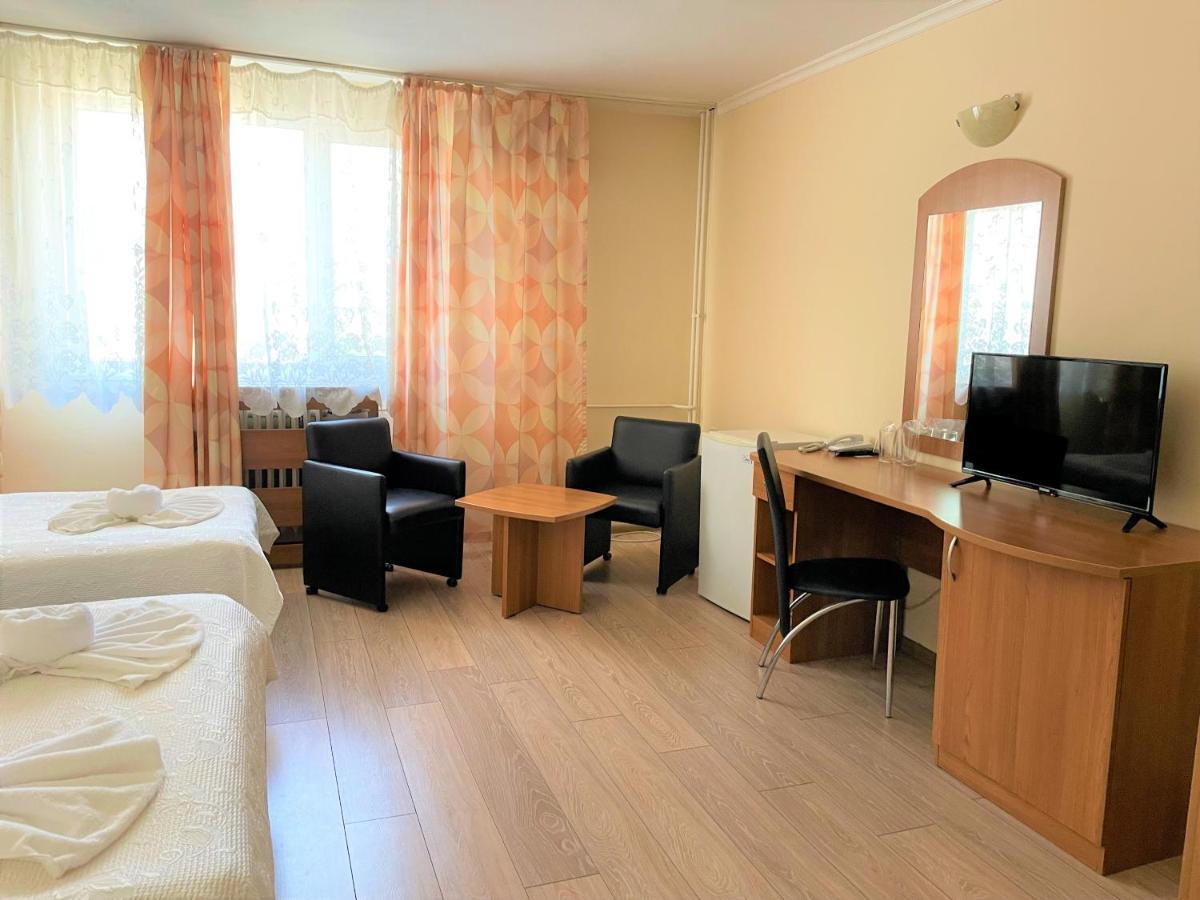 Family Hotel Central 부르가스 외부 사진