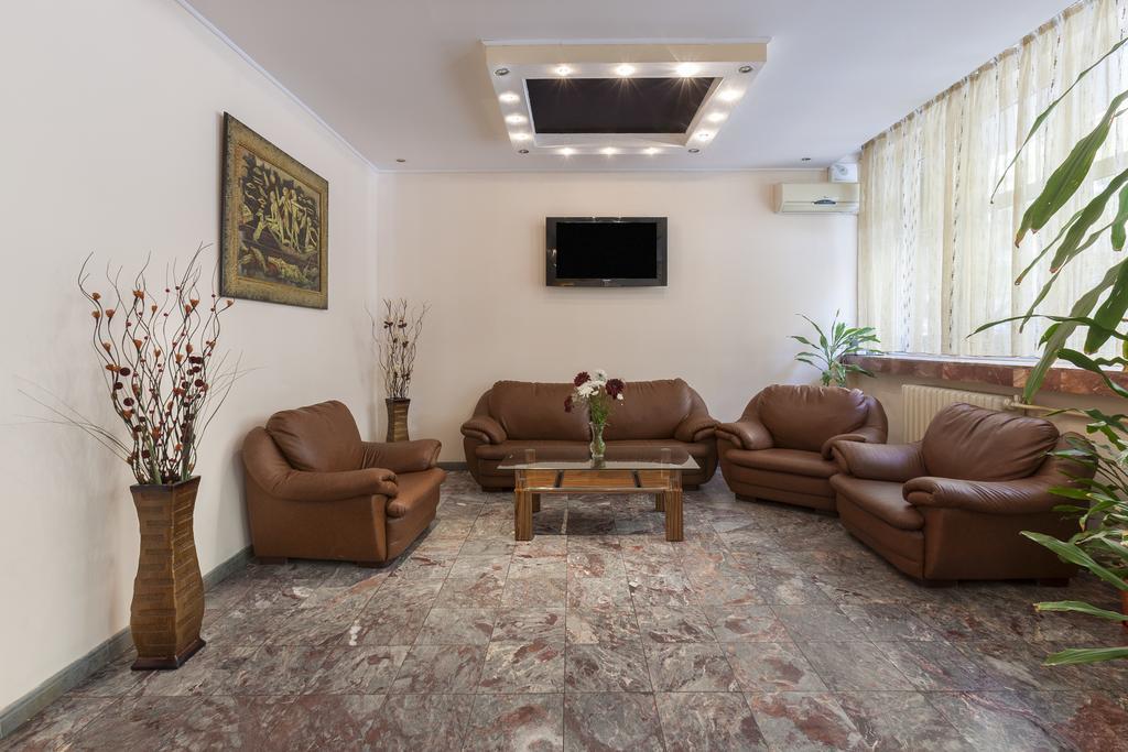 Family Hotel Central 부르가스 외부 사진